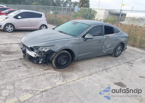 2021 Hyundai Sonata Se z USA, uszkodzony, nr VIN 5NPEG4JA6MH117090